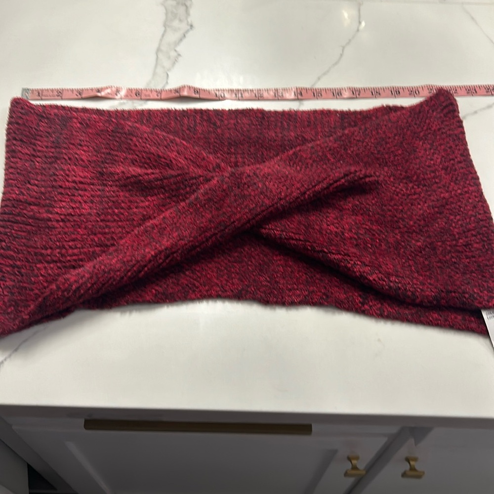 Collectioneighteen New With Tags Burgundy‎ Infinity Scarf. OS
